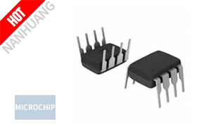 PIC10LF322-E/P